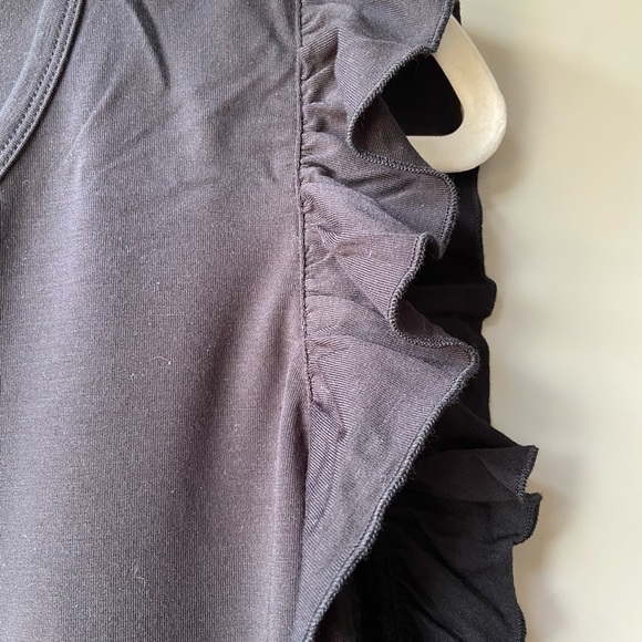 New with tags black slightly cropped top - Picture 3 of 3